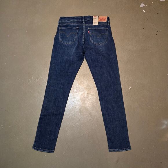 NWT Levi's Mid Rise 711 Skinny Fit Jeans in Little Secret Women's Size 30 - Picture 4 of 9